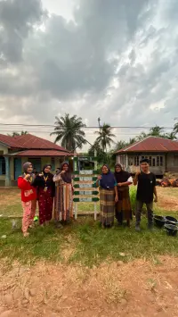 Mahasiswa KKN Ajak Masyarakat Desa Simbolon Memberi Apotek Hidup Berbasis Nilai Poda Na Lima