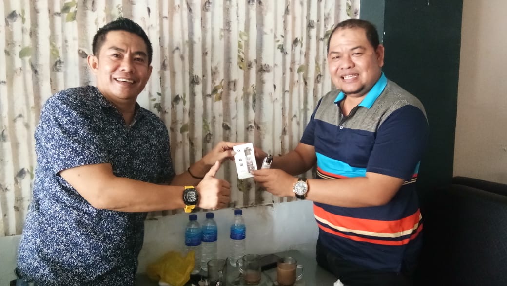 Dapat Kado dari Ketua Hanura, Askar HL: Rekomemdasi Menyusul Yah?