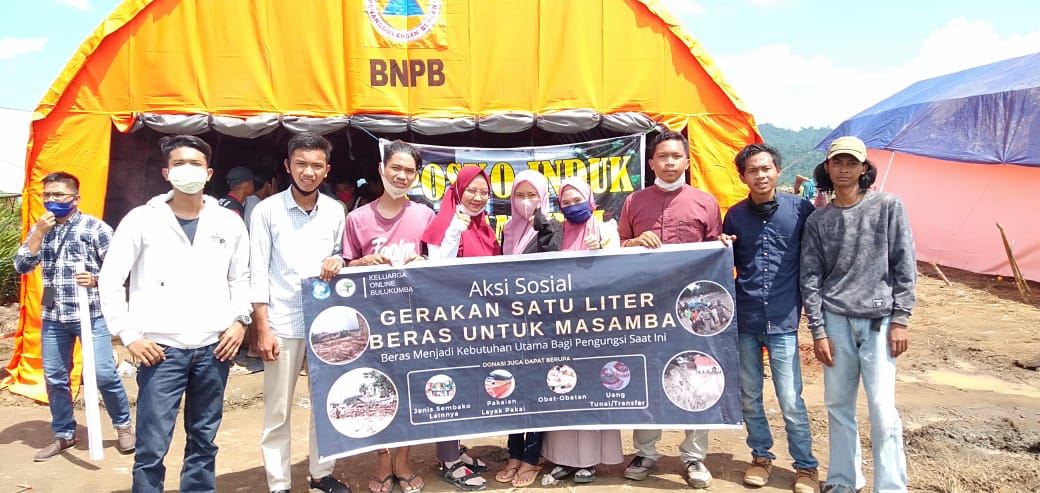 Keluarga Online Bulukumba Salurkan Langsung Hasil Gerakan Satu Liter Beras Untuk Masamba